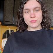 Lycéenne scolarisée en terminale generale avec spécialités scientifiques